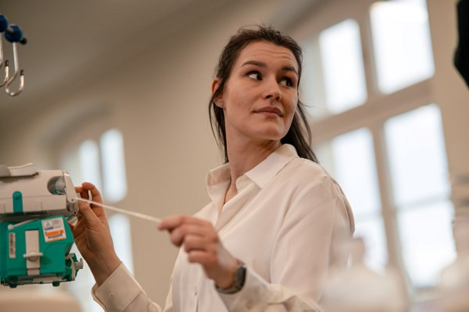 Praxisanleitung steht am Perfusor