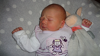Mayleen Sophie Weihrauch aus Greußen, geb. am 11.07.2026 um 03:35 Uhr, 52 cm, 3860 g. Foto: Station/privat