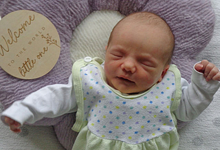 Aurelia Sigle geboren am 13.05.2026 mit 2700 g und 48 cm. Foto: Station/privat