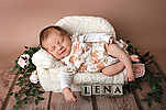 Lena Celine Kessin aus Damm, geb. am 23.12.24 um 11.15 Uhr, 50 cm, 3435g. Foto: Nicole Voss