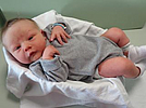 Noah Schlegel aus Sondershausen geboren am 07.07.2025 um 16:25 Uhr, mit 3720 g und 49 cm. Eltern: Franziska Tietz und Marcel Schlegel. Foto: Station/privat