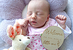 Freya Josephin, geboren am 05.10.2026 mit 3160 g und 51 cm. Eltern: Nadine Mazcinga und Steven Zachariae Foto: Station/privat
