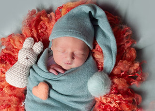 Rudi Schiele aus Luckenwalde, geboren am 22.10.2025 mit 3500 g. Eltern: Jenny Kirstein und Patrick Schiele Foto: Foto: Mandy Melchior