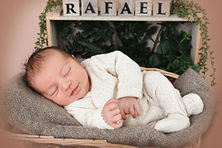 Rafael Milo Wolfinger aus Marlow, geb. am 20.03.2025 um 15.15 Uhr, 52 cm, 3700 g. Foto: Nicole Voss