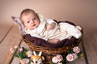 Mia Querfeld aus Leisten, geb. am 25.06.2025 um 09.16 Uhr, 53 cm, 3495 g. Foto: Johanna Bast