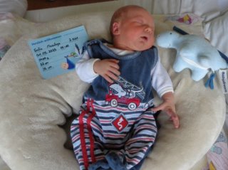 Emilio Floki Michael aus Bad Frankenhausen, geboren am 01.09.2025 mit 3400 g und 52 cm. Eltern: Nadine Mazcinga und Steven Zacherice Foto: Station/privat